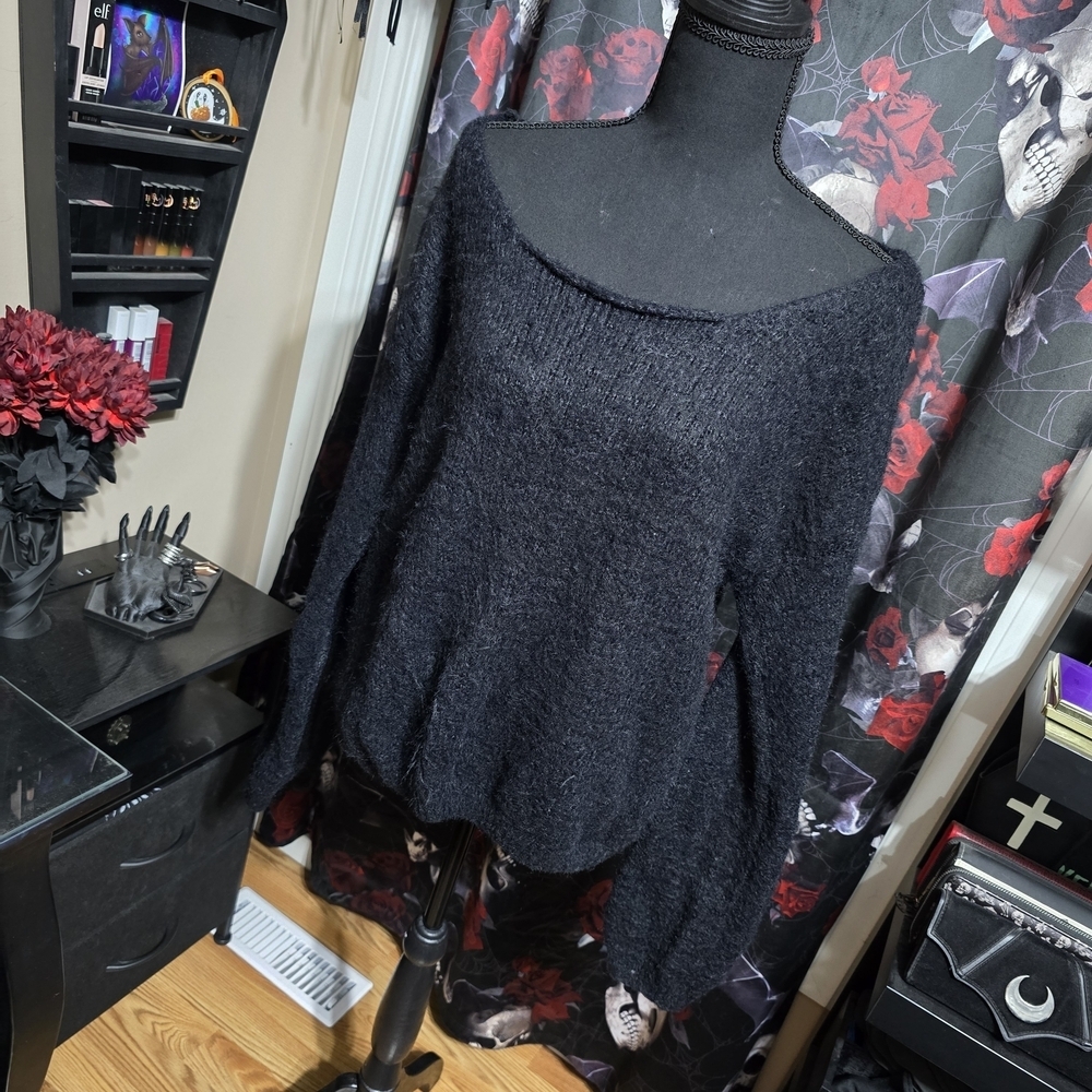 Elegant Black Women's Sweater